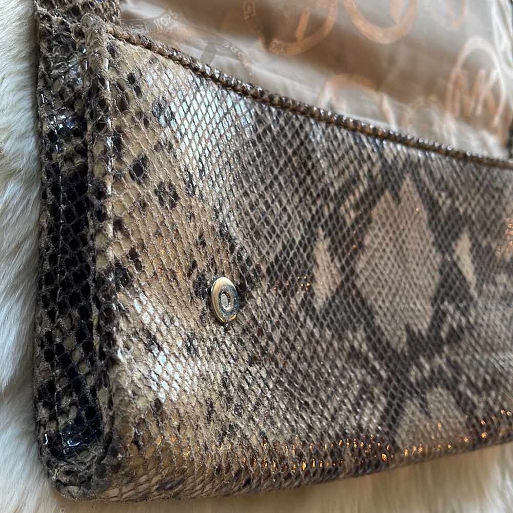 Michael Kors Snakeskin genuine clutch - Picture 8 of 11